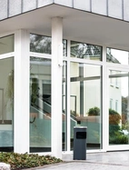 Papperskorg 17 L med askkopp svart