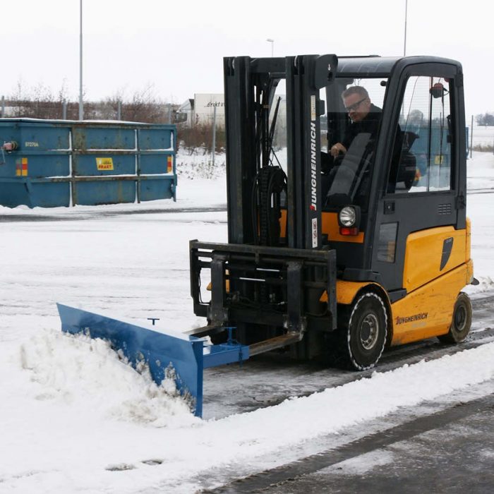 Snöplog SPF18 1800 mm för motviktstruck